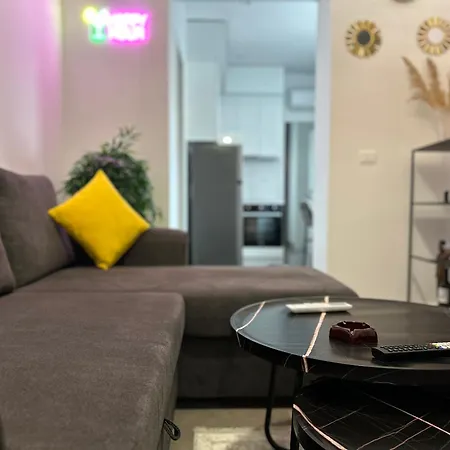 Dreamscape Bllok Apartamento Tirana